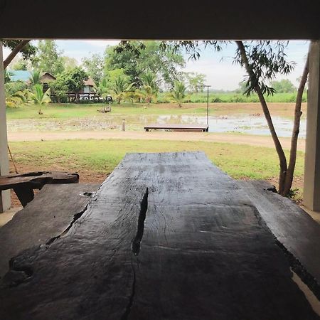 Resort Railumpoo Nakhon Sawan Exterior foto