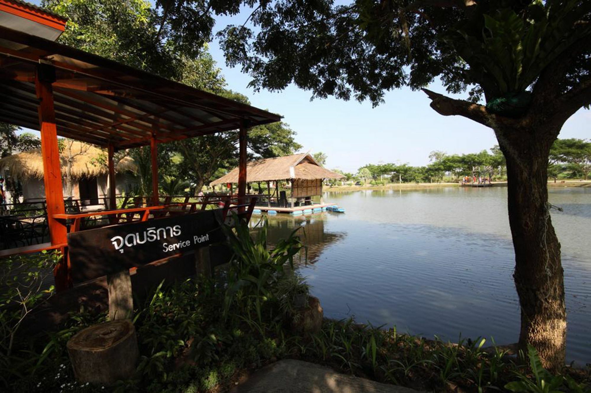 Resort Railumpoo Nakhon Sawan Exterior foto