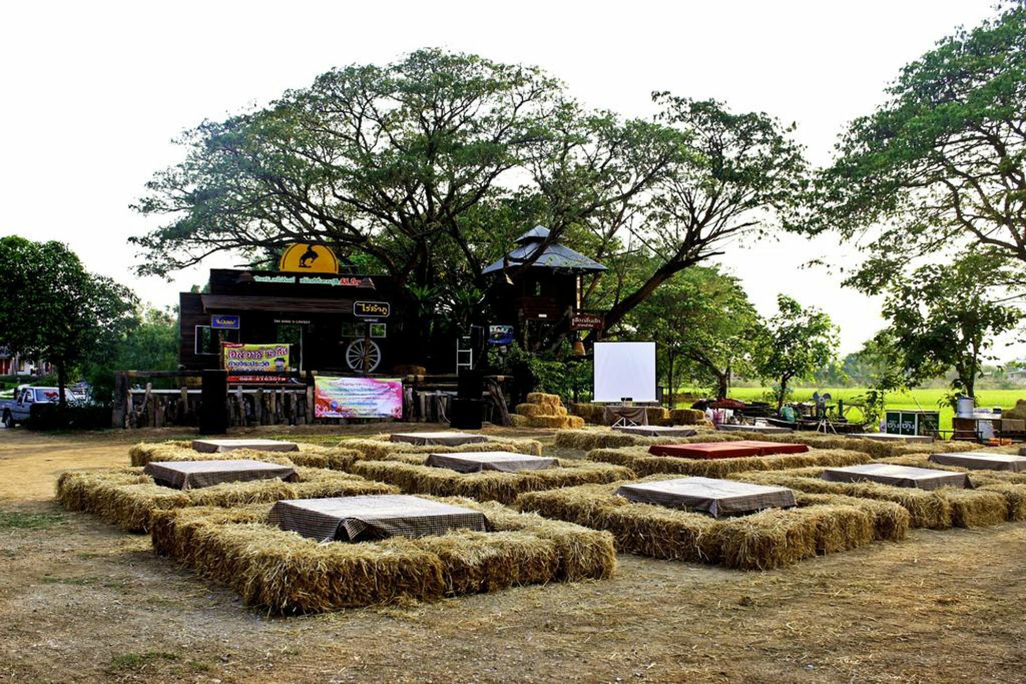 Resort Railumpoo Nakhon Sawan Exterior foto