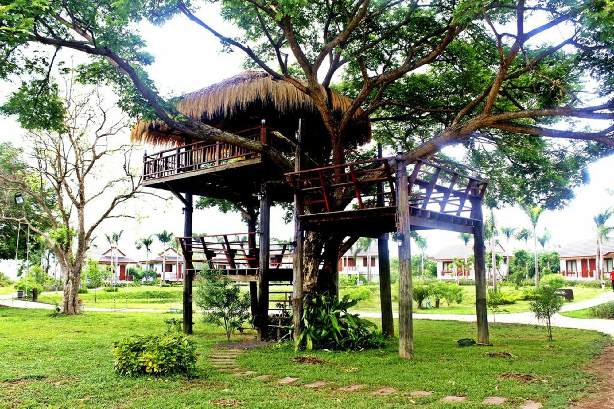 Resort Railumpoo Nakhon Sawan Exterior foto